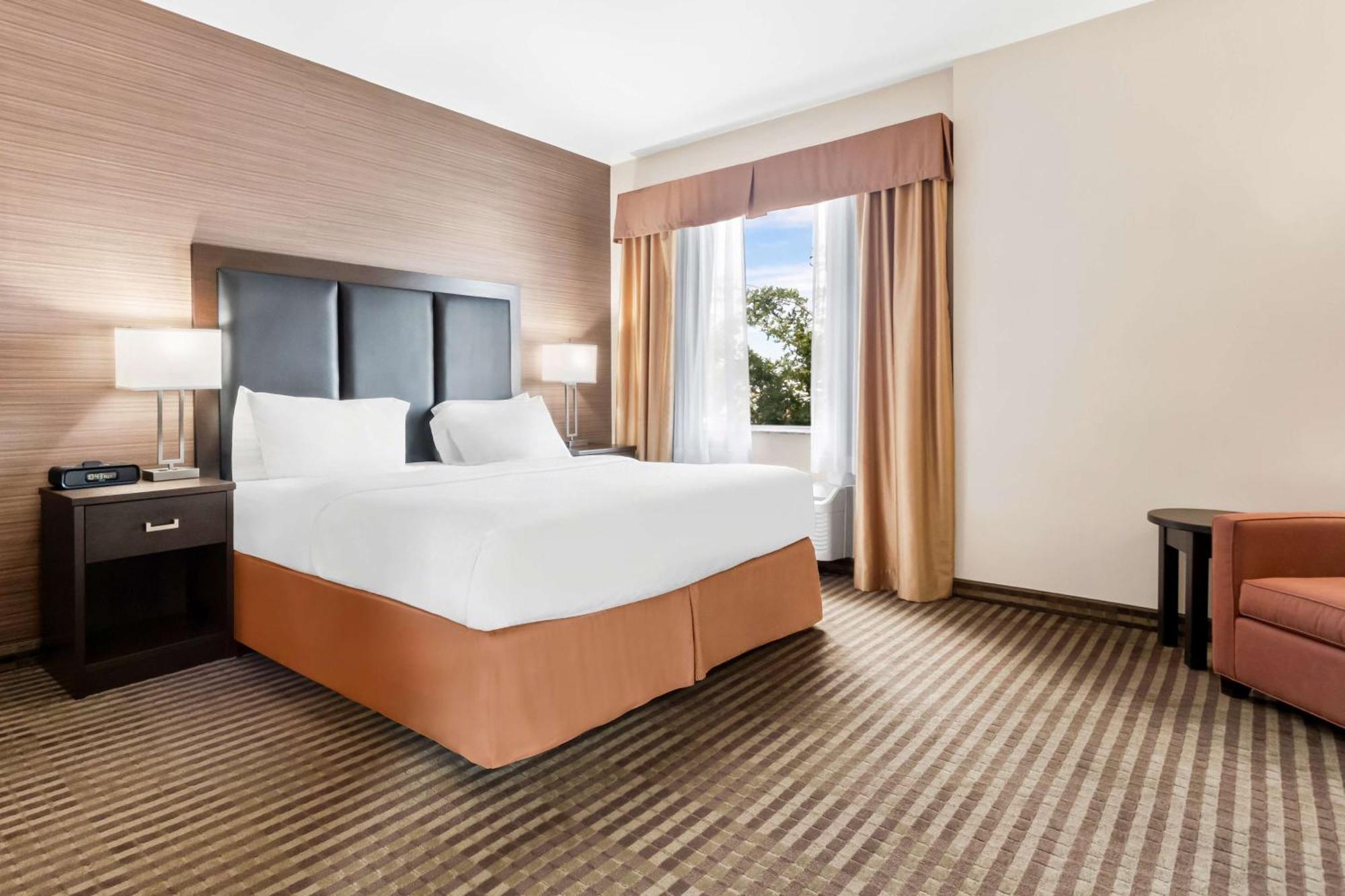 Best Western Plus Fergus Hotel Eksteriør billede